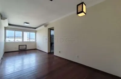 Apartamento com 2 quartos para alugar na rua coronel genuino, 206, centro histórico, porto alegre por r$ 2.500