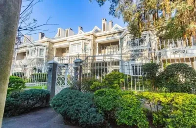 Casa em condomínio fechado com 4 quartos para alugar na avenida luiz manoel gonzaga, 767, três figueiras, porto alegre por r$ 9.500