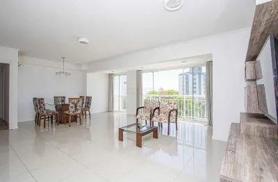 Apartamento com 3 quartos para alugar na rua doutor joão satt, 25, jardim europa, porto alegre por r$ 9.200