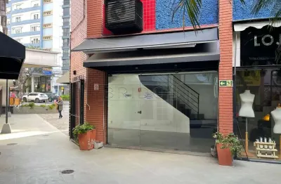 Ponto comercial para alugar na rua vinte e quatro de outubro, 435, moinhos de vento, porto alegre por r$ 3.250