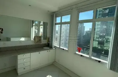 Sala comercial para alugar na avenida getúlio vargas, 901, menino deus, porto alegre por r$ 2.200