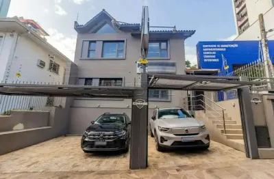 Casa comercial para alugar na avenida palmeira, 45, petrópolis, porto alegre por r$ 13.000