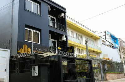 Casa comercial para alugar na rua general neto, 219, moinhos de vento, porto alegre por r$ 12.000