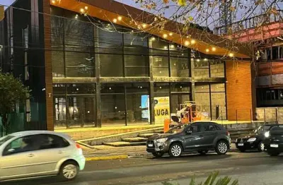 Prédio com 6 salas para alugar na Avenida Osvaldo Aranha, 412, Centro, Canela por R$ 60.000