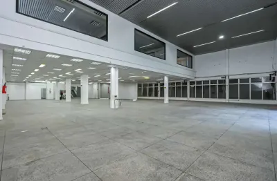 Ponto comercial com 8 salas para alugar na Rua Voluntários da Pátria, 2904, Floresta, Porto Alegre por R$ 38.000