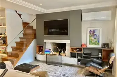 Cobertura de 3 dormitórios com 280m privativos no bairro petrópolis