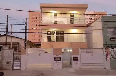 Sobrado 3 dormitorios novo frente com varandas 3 garagens quintal e churrasqueira