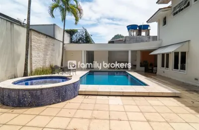 Linda casa duplex à venda no itanhangá | 5 suítes | lazer completo.