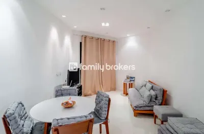 Charmoso apartamento de 2 quartos | suíte com closet | 75m² | 2 vagas | vista para piscina