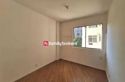 Confortável apartamento de 60m² | 2 quartos | dependência | 1 vaga - méier