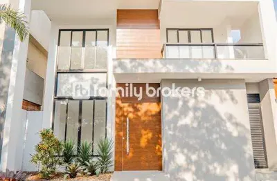 Vivendas do sol: casa tríplex recém construída à venda na barra da tijuca