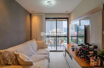 Apartamento totalmente reformado | mobiliado | 2 quartos e 77m² - recreio