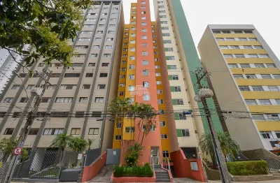 Lindo apartamento no bairro cristo rei. com quarto separado.