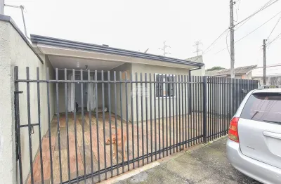 Vendo casa no uberaba. três dormitórios. edícula com churrasqueira.