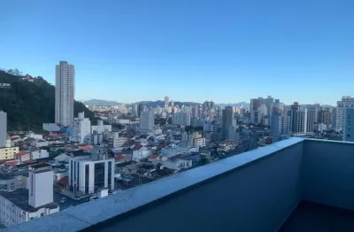 Cobertura duplex no bairro fazenda. próximo à beira rio