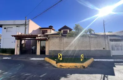 Casa com 3 quartos à venda na Rua Acyr Cunha, Dom Bosco, Itajaí