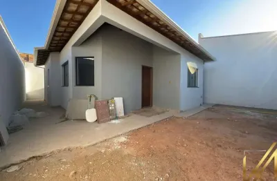 Casa com 2 quartos à venda no parque montreal, conselheiro lafaiete , 65 m2 por r$ 299.000