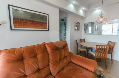 Apartamento 52m² com churrasqueira na varanda – andar alto e vista livre