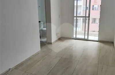 Apartamento de 48m² à venda | 2 dormitórios | 1 vaga de garagem