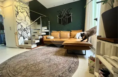 Casa em condomínio fechado – 2 dormitórios, suíte, espaço gourmet e 2 vagas
