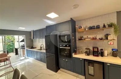 Casa com 3 quartos à venda na Rua General Frederico Solon, 1, Chora Menino, São Paulo