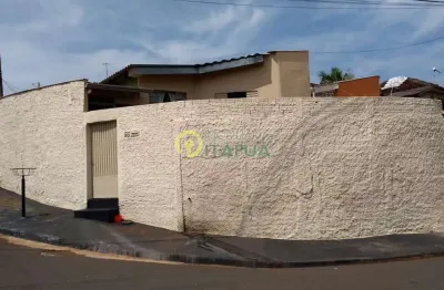 Casa com 3 quartos à venda na Rua Teixeira Soares, 55, Paulista, Londrina