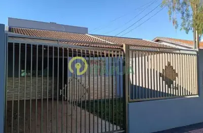Casa com 3 quartos à venda na Rua Aristóteles de Oliveira Chueire, 126, Aragarça, Londrina