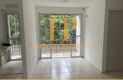 Aluga-se apartamento no luar ponta negra, 3 quartos, sendo 1 suíte, 3 andar.