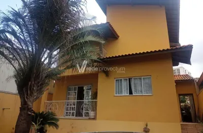 Casa com 3 quartos à venda na josé mori, 56, jardim maria ilydia, valinhos, 172 m2 por r$ 1.080.000