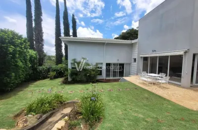 Casa em condomínio fechado com 3 quartos à venda na Rua Geraldo de Gasperi, 695, Portal do Lago, Valinhos, 400 m2 por R$ 2.490.000