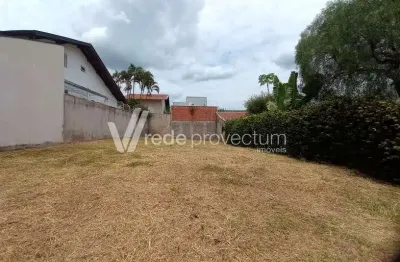 Terreno à venda no Loteamento Residencial Nova Itália, Valinhos  por R$ 530.000
