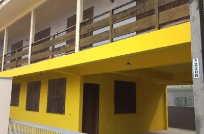 Sobrado para temporada em guaratuba, brejatuba, 4 dormitórios, 1 suíte, 3 banheiros, 4 vagas