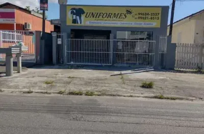 Casa para Venda em Guaratuba, Centro, 2 dormitórios, 1 banheiro, 1 vaga