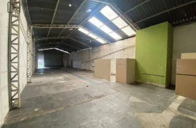 Galpão para alugar, 325 m² por R$ 7.000/mês - Vila Suissa - Mogi das Cruzes/SP