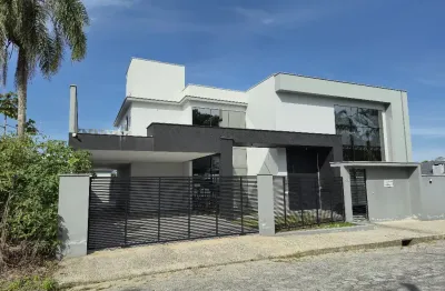 Residência alto padrão averbada na praia de itaguaçu – são francisco do sul/sc