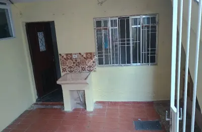 Casa com 1 quarto para alugar na Rua Quitaúna, 3333, Vila Palmares, Santo André