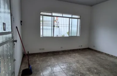 Casa térrea espaçosa com área gourmet completa no bairro barcelona