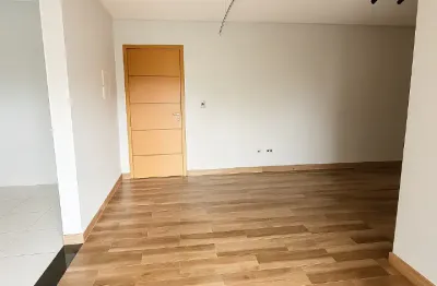 Apartamento com 2 quartos para alugar na Rua Tibagi, 1111, Santa Maria, São Caetano do Sul