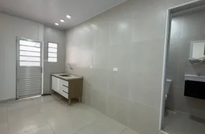 Casa térrea funcional e bem localizada – oportunidade no bairro cerâmica!