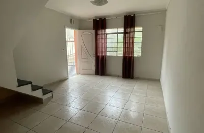 Sobrado 120m² no bairro osvaldo cruz – espaço, conforto e excelente localização