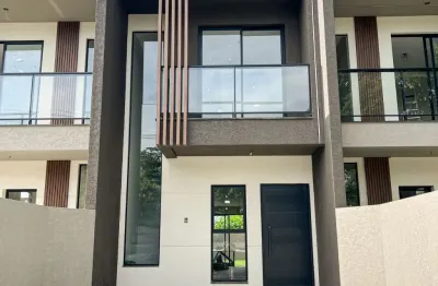 Oportunidade! casa sobrado a venda com 03 dormitórios - rio vermelho