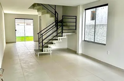 Sobrado a venda em loteamento com valor de oportunidade - 02 suítes - rio vermelho