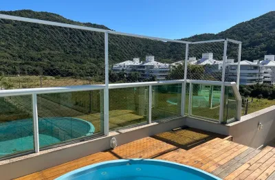 Ampla cobertura com 04 dormitórios em zona nobre na praia dos ingleses