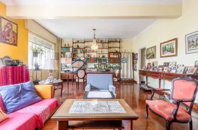 Apartamento Padrão Próximo ao Clube Ingles para Personalizar