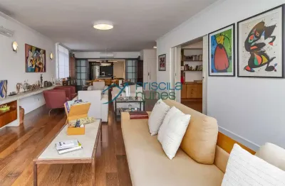 Apartamento  Higienópolis com 3 quartos, sendo 2 suítes, 270m²