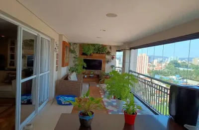 Apartamento à venda com 242 m², 3 quartos, 3 suítes, 4 vagas