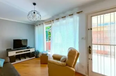 Sobrado à venda  na barra funda com 160m² 3 dormitórios 2 banheiros 2 vagas