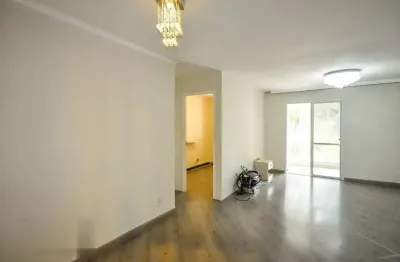 Apartamento à venda com 96m²,com 3 quartos sendo 1 suíte  e 2 vagas