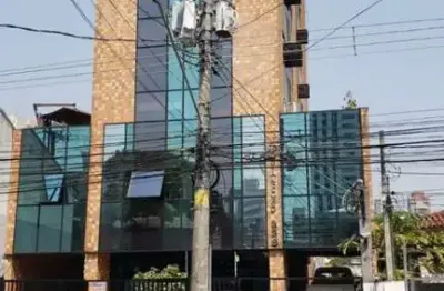 Conjunto comercial á venda em pinheiros com 64m² e  1 vaga próximo ao metrô