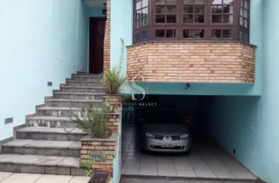 Vila suzana, casa de 220m² , sendo 3 dormitórios, 4 banheiros e 2 vagas de garagem.